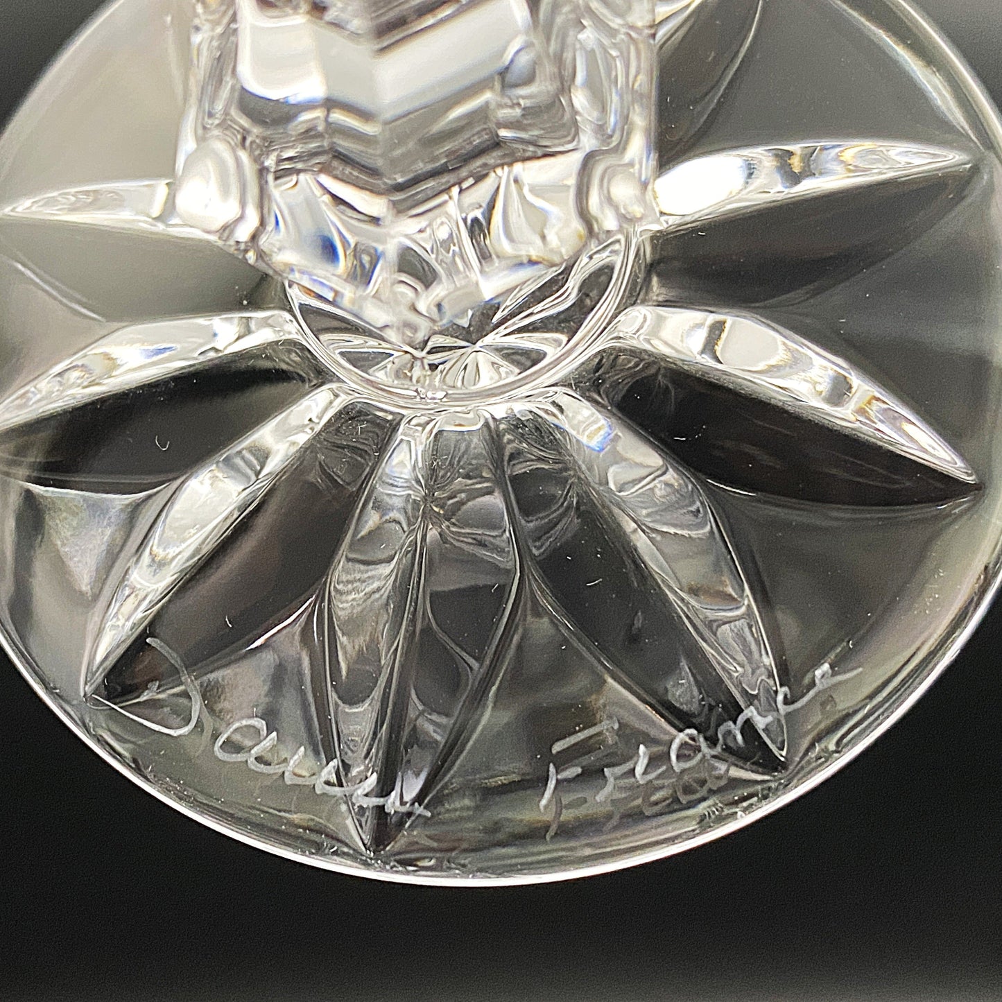 DAUM(ドーム)クリスタル Chinon(シノン)モデル 白ワイングラス2点セット #33