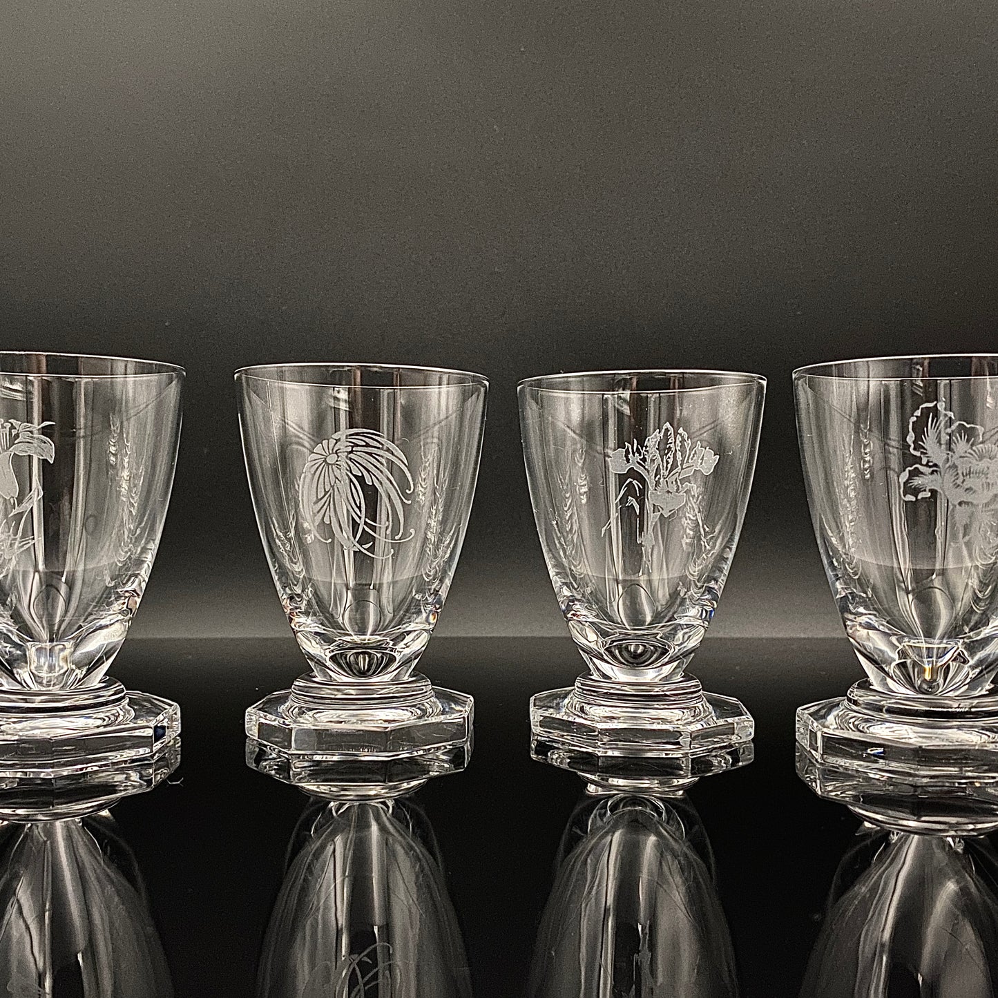 DAUM CRYSTAL(ドームクリスタル) Vette de Saison(ヴェット・ドゥ・セゾン) 花文彫刻 グラス6点セット #73