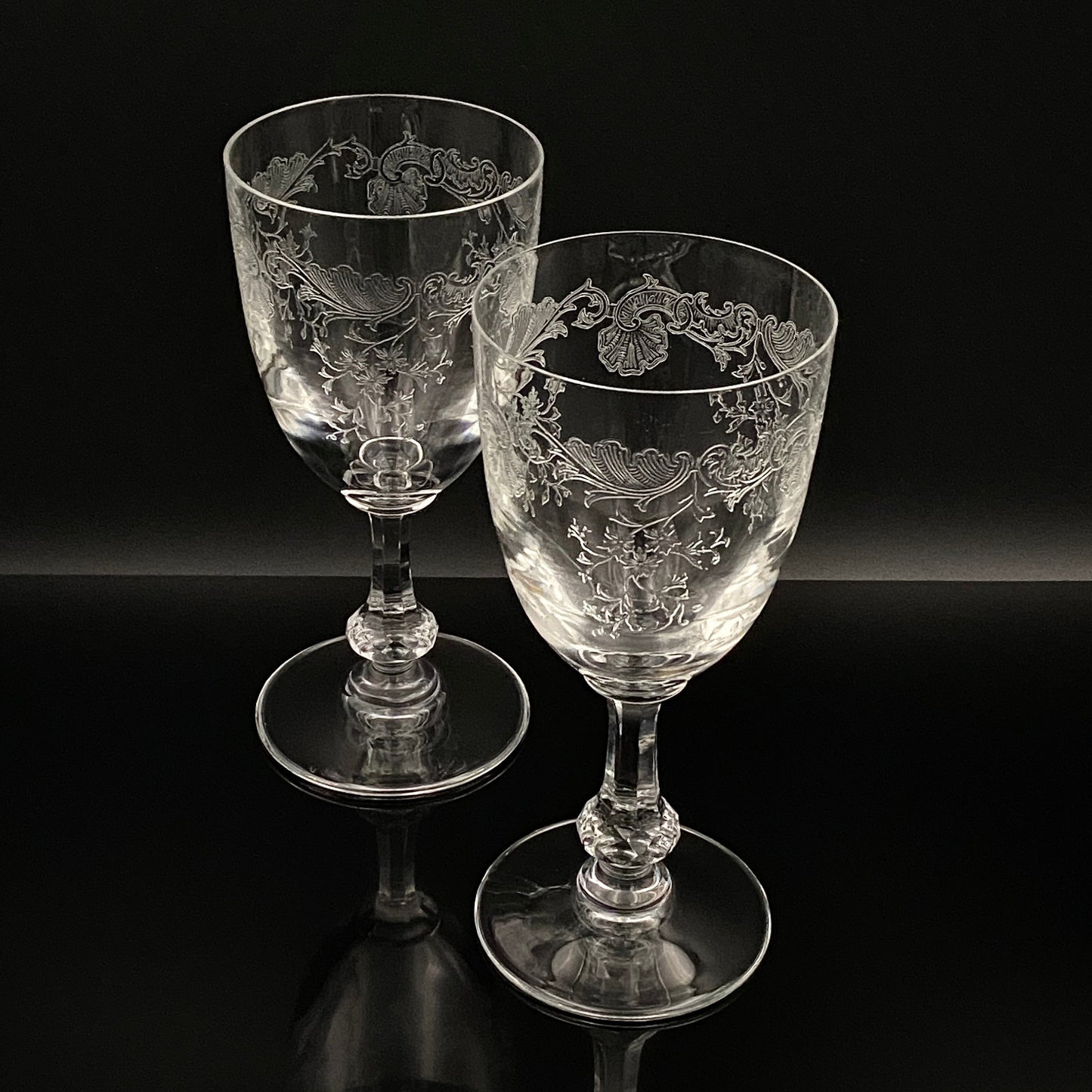 Old Saint Louis Crystal(オールド サンルイ クリスタル )1910年代 モデル Lorraine(ロレーヌ)花唐草文様 グラス2点セット #77