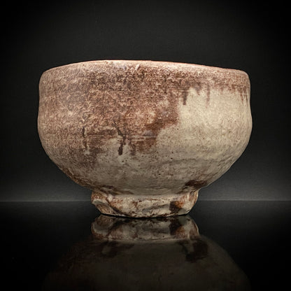 玉隆山吉田萩苑（Shuen Yoshida）直传弟子 永久胜斎（Nagahisa Shosai）作 萩烧 割高台白萩柿彩茶碗 《祝古希贺》 三连式登窑陶胜庵 洋酒杯 威士忌杯 #333
