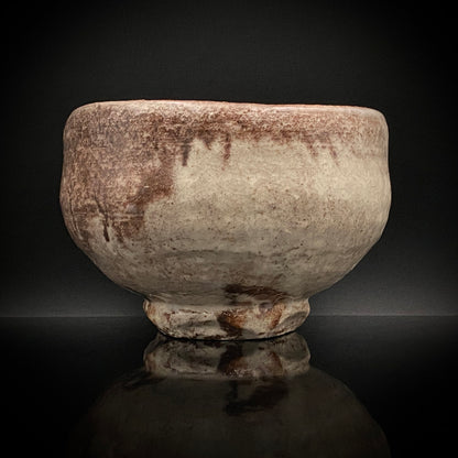 玉隆山吉田萩苑（Shuen Yoshida）直传弟子 永久胜斎（Nagahisa Shosai）作 萩烧 割高台白萩柿彩茶碗 《祝古希贺》 三连式登窑陶胜庵 洋酒杯 威士忌杯 #333