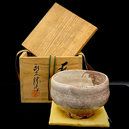 玉隆山吉田萩苑（Shuen Yoshida）直传弟子 永久胜斎（Nagahisa Shosai）作 萩烧 割高台白萩柿彩茶碗 《祝古希贺》 三连式登窑陶胜庵 洋酒杯 威士忌杯 #333