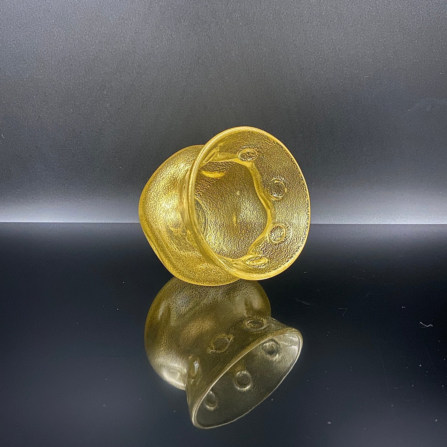 岩田久利(Iwata Hisatoshi) 手工吹制玻璃岩石玻璃#35 – Antique Liquor