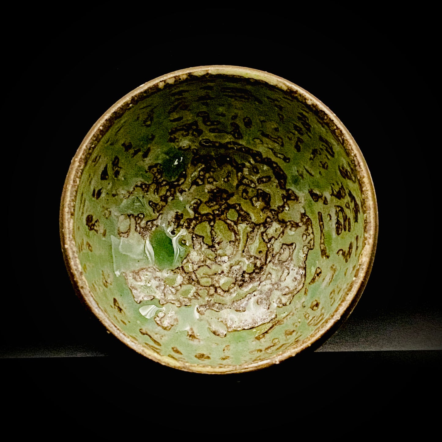 Mashiko Modern Ceramics, Apprentice to Shoji Kamoda (Tono Period), Shigeo Kojima: Banded Clay Slips Multi-Glazed Matcha Bowl, Japanese Rocks Glass #366