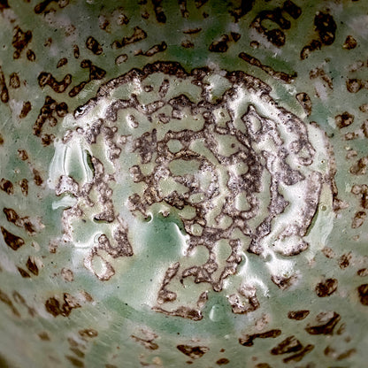 Mashiko Modern Ceramics, Apprentice to Shoji Kamoda (Tono Period), Shigeo Kojima: Banded Clay Slips Multi-Glazed Matcha Bowl, Japanese Rocks Glass #366