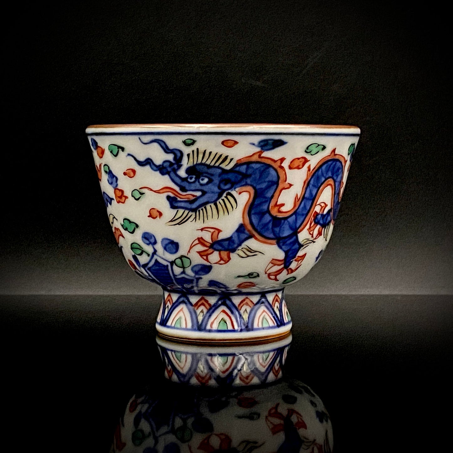 Kyoto Kiyomizu Ware, Master Artisan of Kyoto, Traditional Craftsman Shosen Tsuchiyama: Heian Shosen Polychrome Dragon and Phoenix Sake Cup, Guinomi, Japanese Shot Glass #377