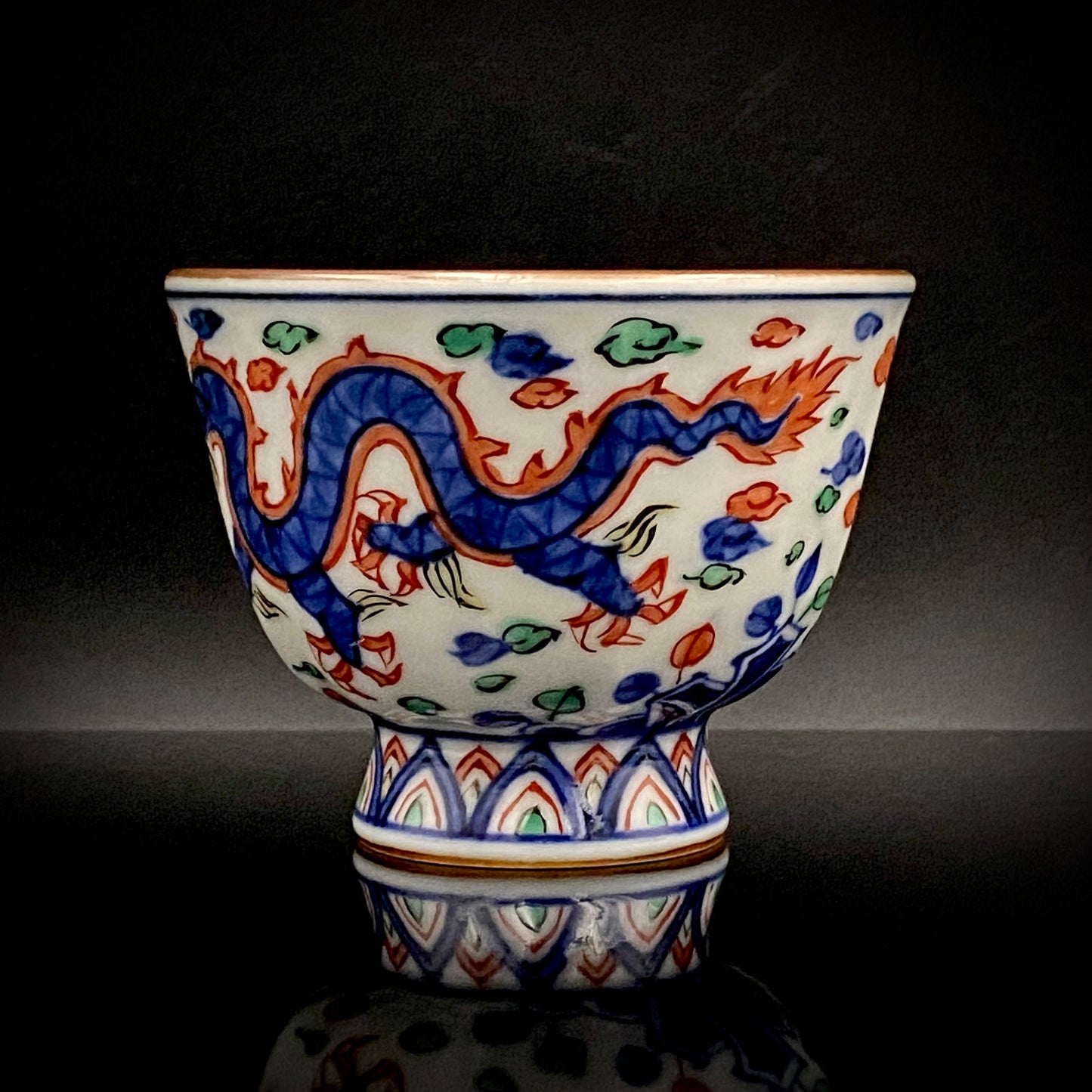 Kyoto Kiyomizu Ware, Master Artisan of Kyoto, Traditional Craftsman Shosen Tsuchiyama: Heian Shosen Polychrome Dragon and Phoenix Sake Cup, Guinomi, Japanese Shot Glass #377
