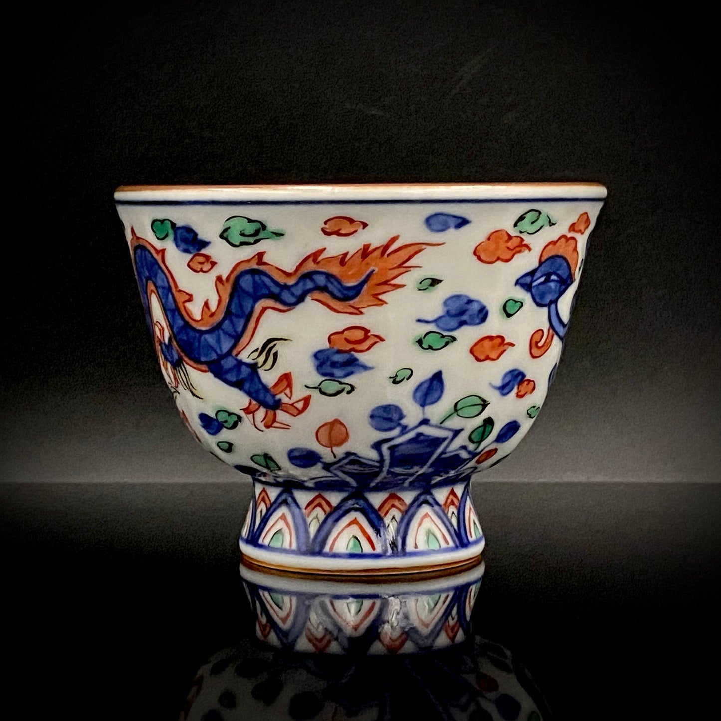 Kyoto Kiyomizu Ware, Master Artisan of Kyoto, Traditional Craftsman Shosen Tsuchiyama: Heian Shosen Polychrome Dragon and Phoenix Sake Cup, Guinomi, Japanese Shot Glass #377