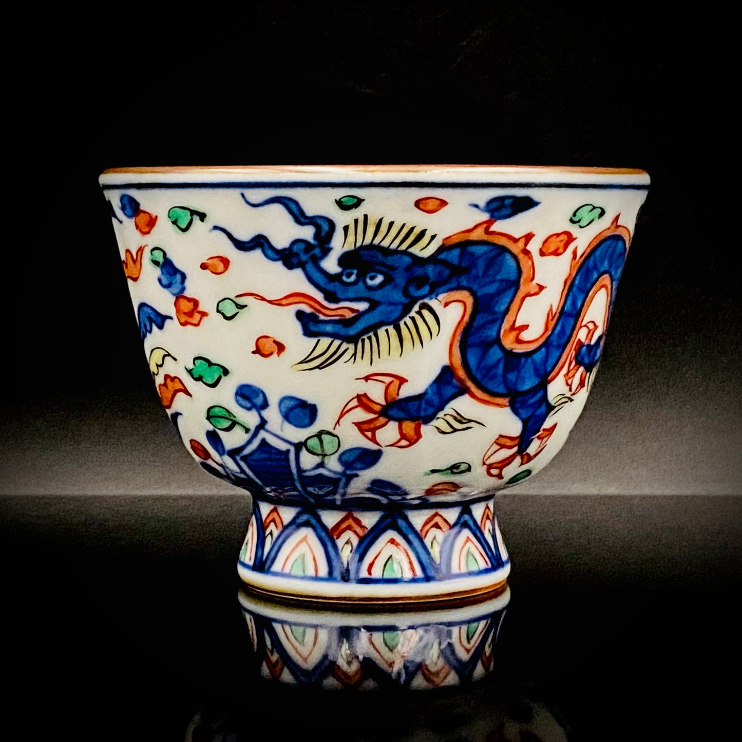 Kyoto Kiyomizu Ware, Master Artisan of Kyoto, Traditional Craftsman Shosen Tsuchiyama: Heian Shosen Polychrome Dragon and Phoenix Sake Cup, Guinomi, Japanese Shot Glass #377