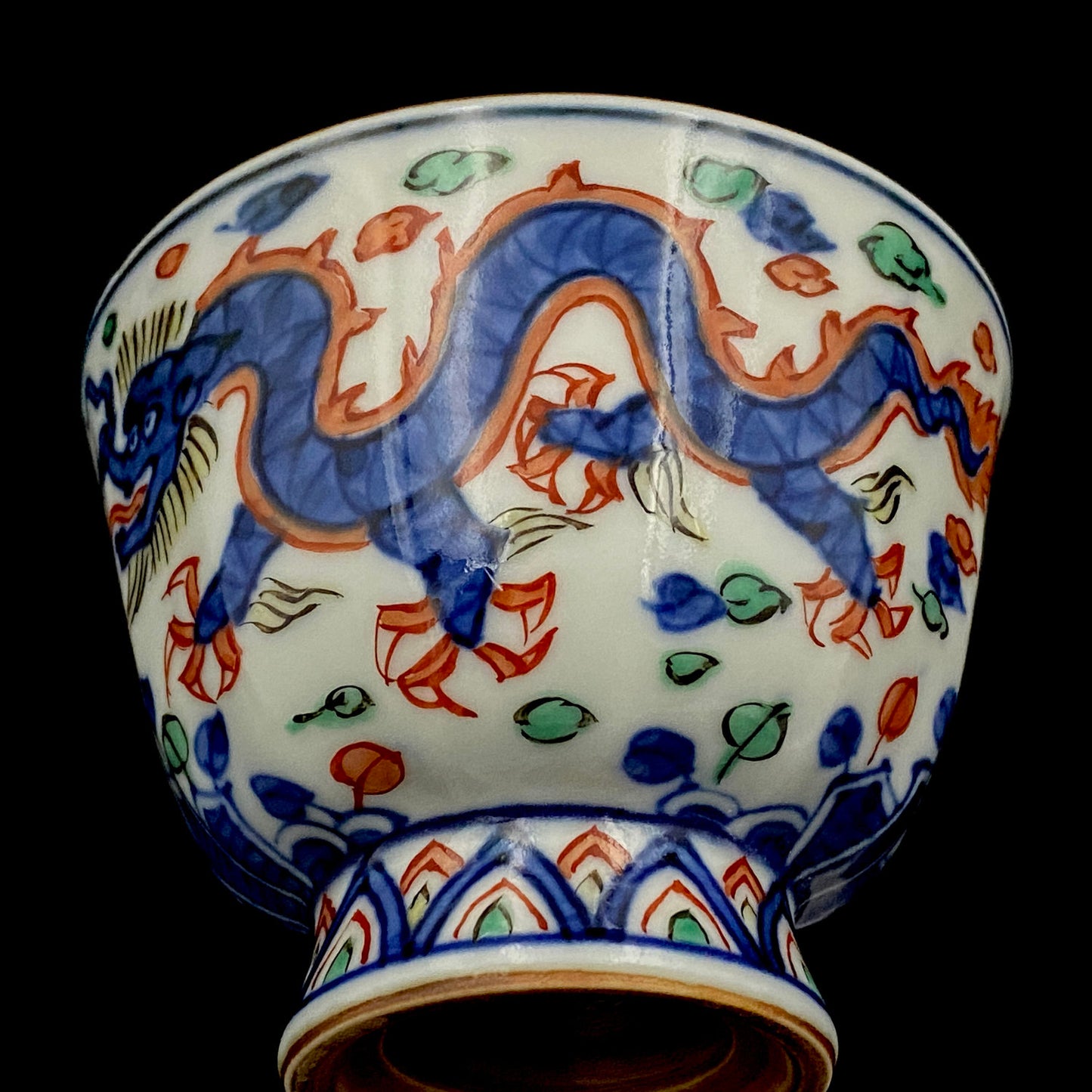 Kyoto Kiyomizu Ware, Master Artisan of Kyoto, Traditional Craftsman Shosen Tsuchiyama: Heian Shosen Polychrome Dragon and Phoenix Sake Cup, Guinomi, Japanese Shot Glass #377