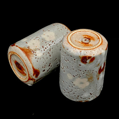 岐阜県重要無形文化財保持者 仙太郎窯 安藤日出武 作 志野梅文 筒型組湯呑 夫婦盃 和のロックグラス #272