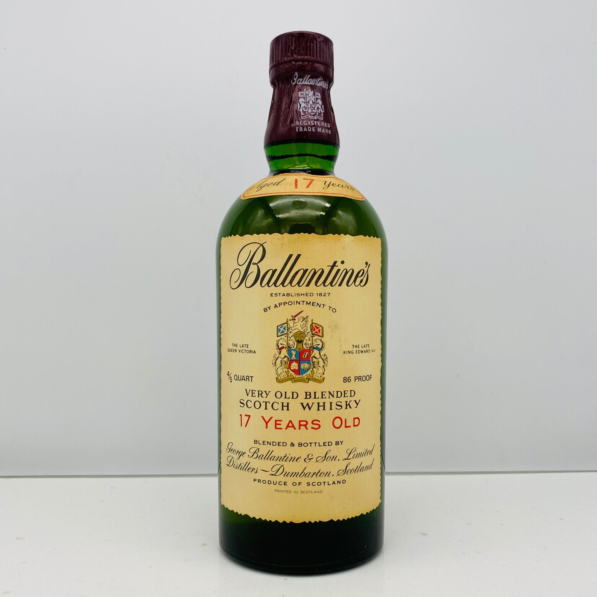 1970年代流通、バランタイン 17年 4/5QUART, 43% 青赤旗ラベル（Blue