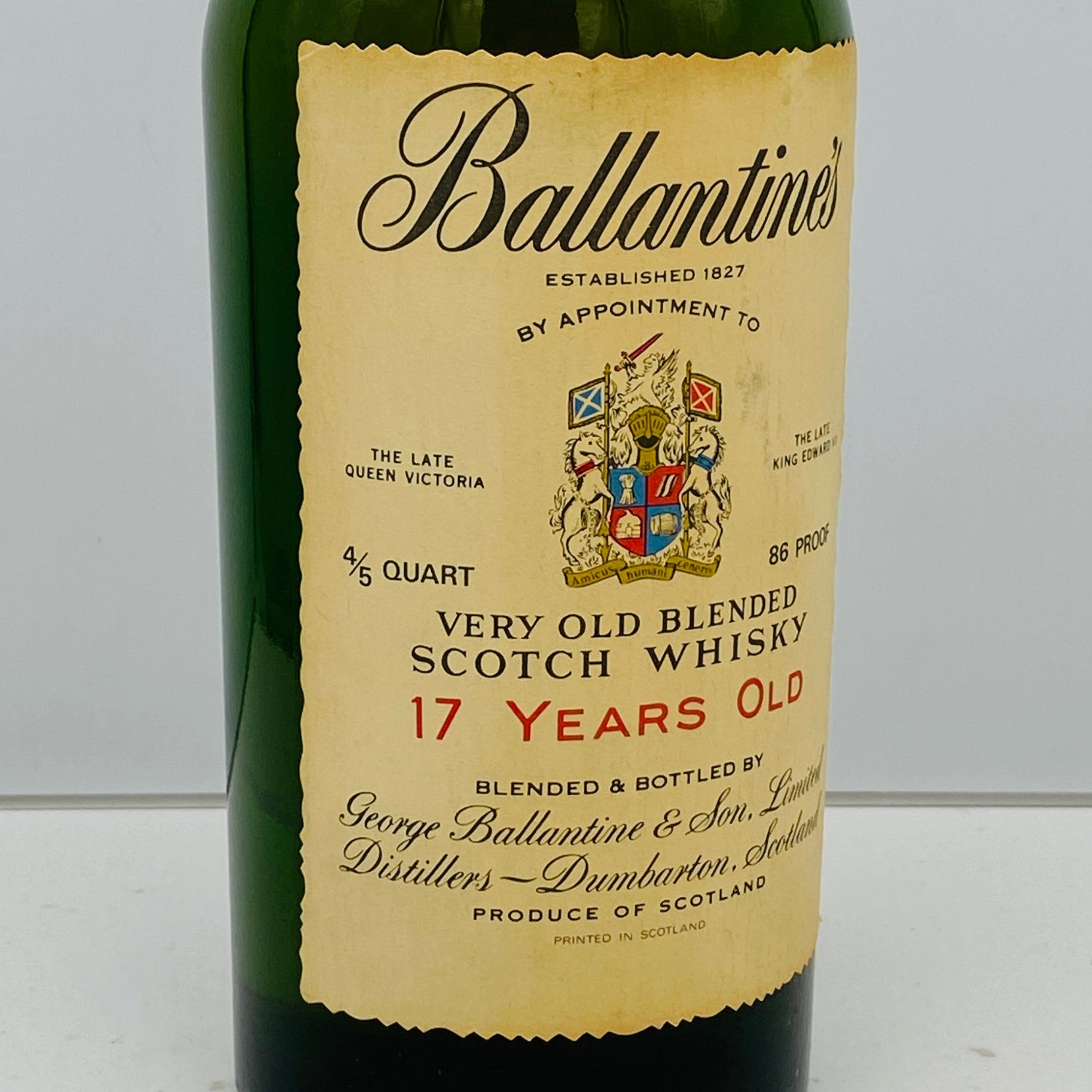 1970年代流通、バランタイン 17年 4/5QUART, 43% 青赤旗ラベル（Blue