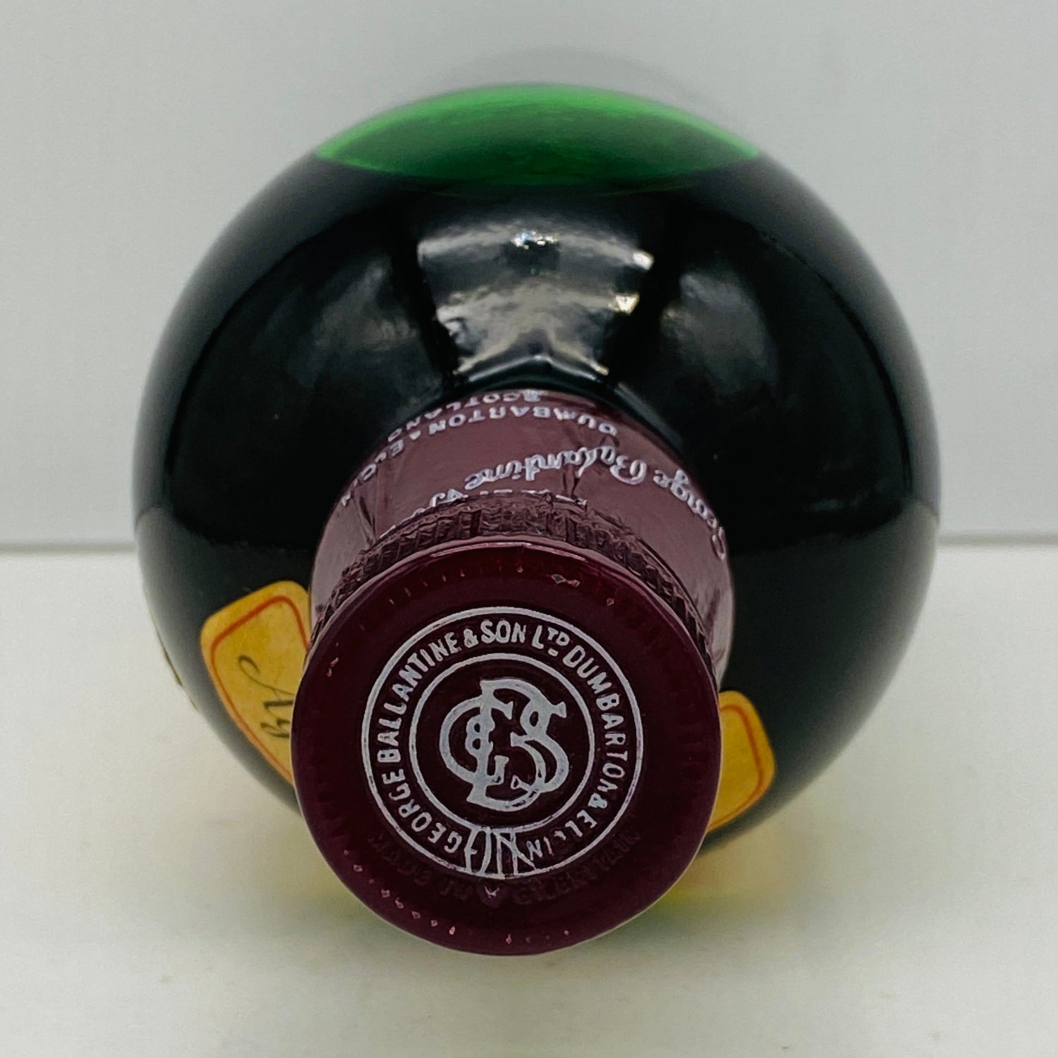 バランタイン 12年 1136ml 43%　赤青旗紋章　古酒　1970年代流通品 1970年代流通、バランタイン 17年 4/5QUART, 43% 青赤旗ラベル（Blue