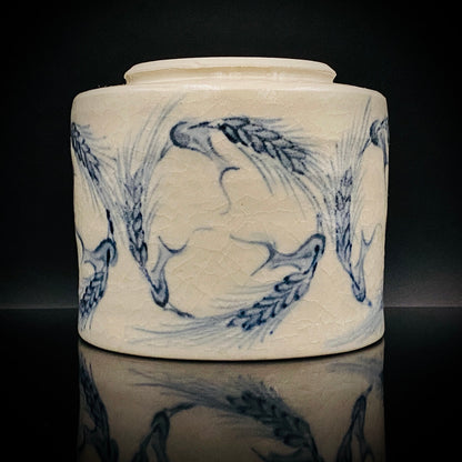 青山窑 青山德弘（Aoyama Norihiro）作 白釉贯入染付麦穗纹 筒型自由杯 和风威士忌杯 酒器 #381