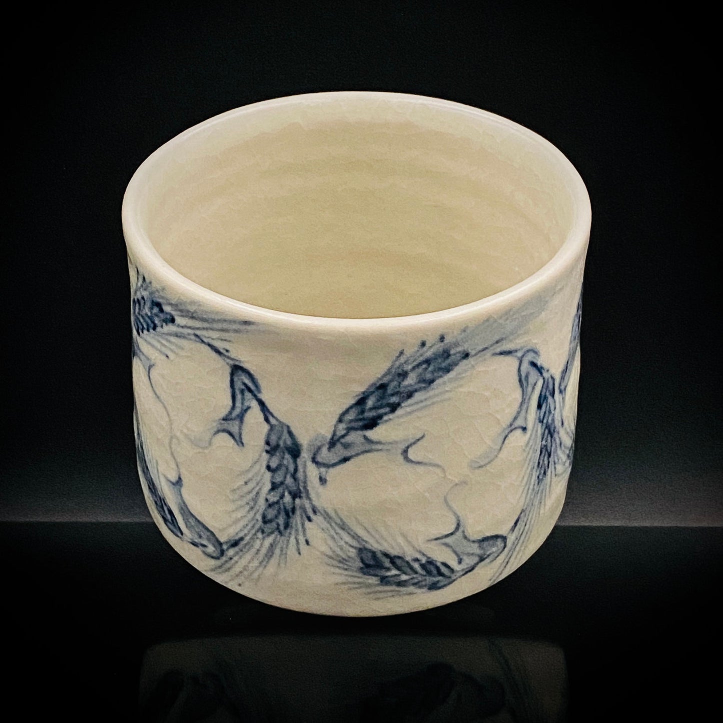 青山窑 青山德弘（Aoyama Norihiro）作 白釉贯入染付麦穗纹 筒型自由杯 和风威士忌杯 酒器 #381