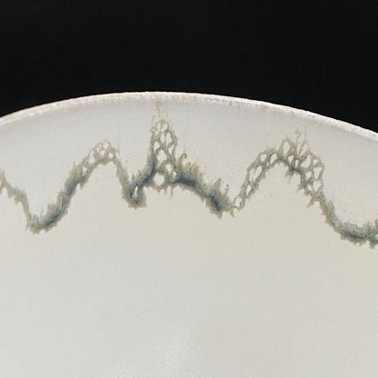师从人间国宝清水卯一（Shimizu Uichi、父）、荣获松下奖 蓬莱窑 清水 保孝（Shimizu Yasutaka）作 白釉收缩窑变波纹茶碗 和风威士忌杯 #378