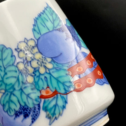 人間国宝 十三代今泉今右衛門 作 色鍋島 錦絵変り 筒型フリーカップ 一対 酒器 和のロックグラス #382