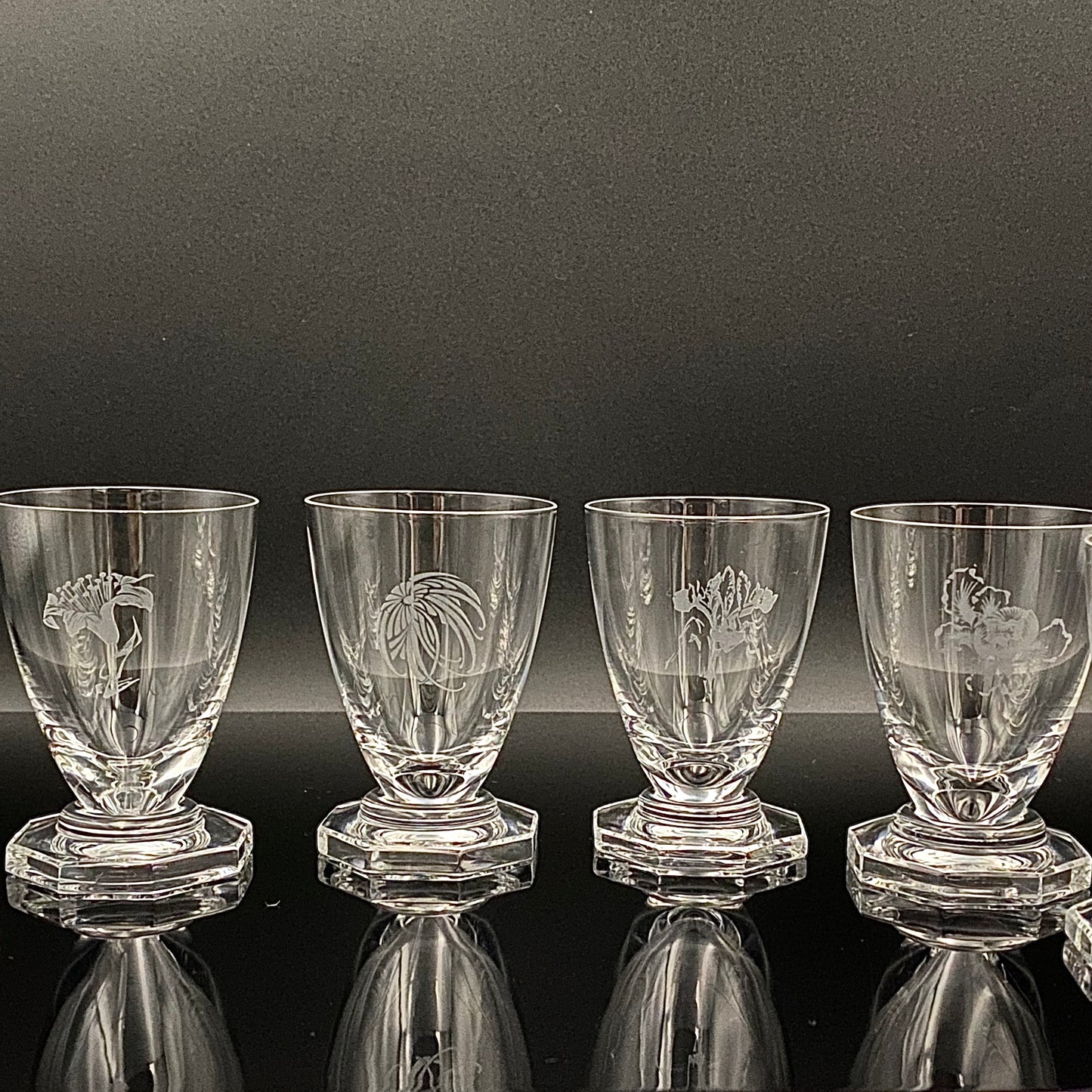 DAUM CRYSTAL（ドームクリスタル） Vette de Saison（ヴェット・ドゥ・セゾン） 花文彫刻 グラス6点セット #73