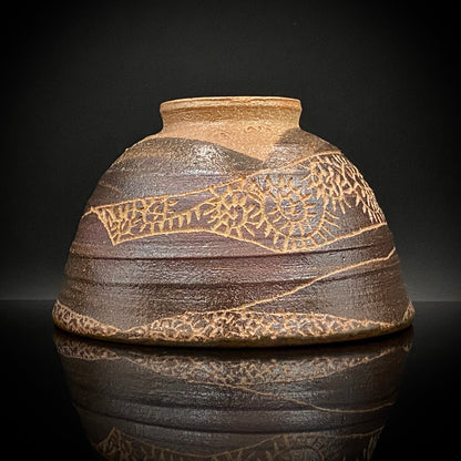 伊万里 渚窯 高木 和安 作 縄文刻文窯変茶盌 抹茶碗 酒器 原始美術 和のロックグラス #392