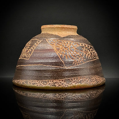 伊万里 渚窯 高木 和安 作 縄文刻文窯変茶盌 抹茶碗 酒器 原始美術 和のロックグラス #392