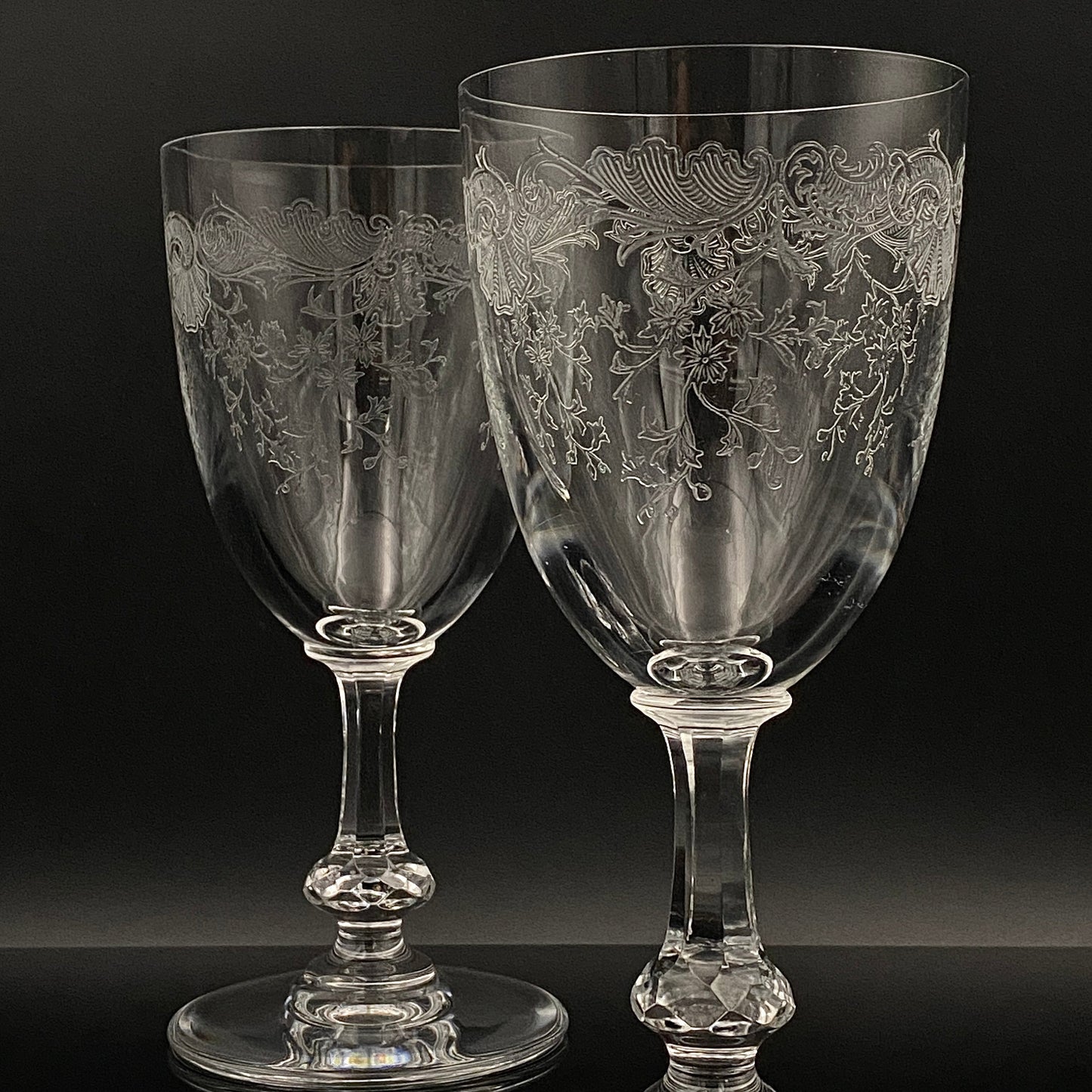 Old Saint Louis Crystal（オールド サンルイ クリスタル ）1910年代 モデル Lorraine（ロレーヌ）花唐草文様 グラス２点セット #77