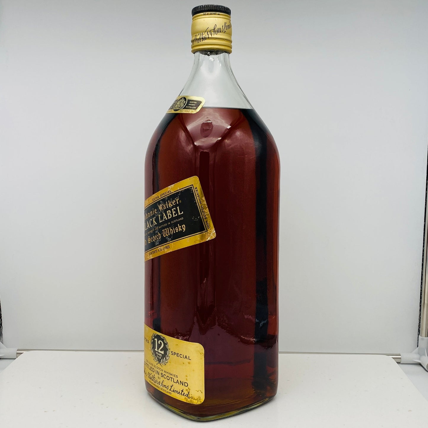 1980年代前半流通、ジョニーウォーカー ブラックラベル 12年、4.5L、4,500ml、43%、特大 ガロンボトル #85
