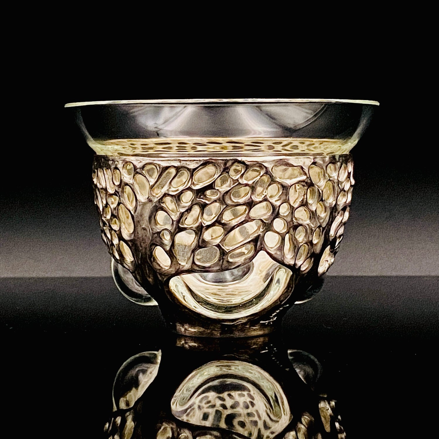 北村眞一　蝋型鋳金吹込硝子グラス　高杯　酒器 人間国宝 北村 眞一 最高傑作 蝋型鋳銀 吹込硝子『銀樹』盃1点 #87