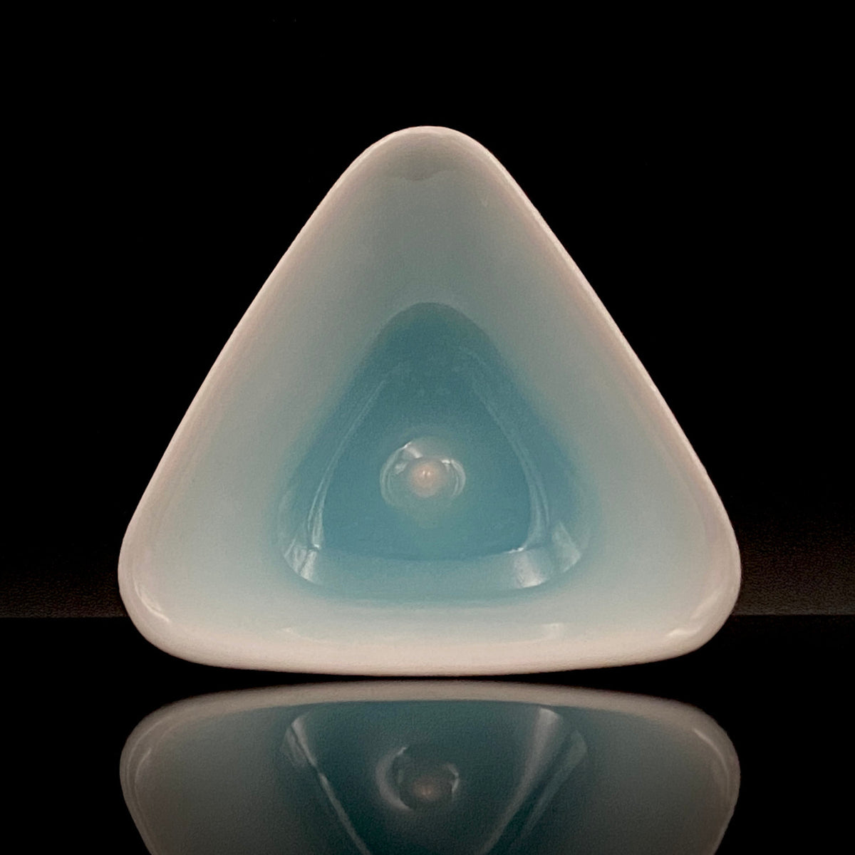 Metropolitan Museum of Art Collection Artist, Japan Ceramic Art Exhibition Grand Prix Winner: Shigekazu Nagae - "Form of Tsuchinoto-Ushi" Celadon Glazed Porcelain Covered Sake Vessel, Japanese Shot Glass, Made in 2008 #388
