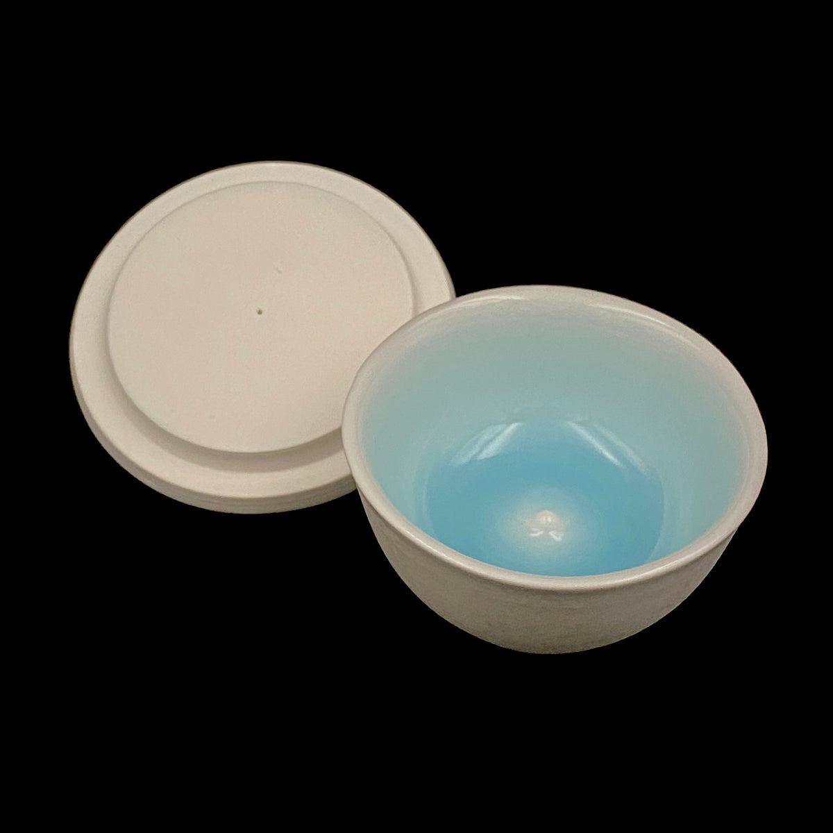 Metropolitan Museum of Art Collection Artist, Japan Ceramic Art Exhibition Grand Prix Winner: Shigekazu Nagae - "Form of Tsuchinoto-Ne" Celadon Glazed Porcelain Covered Sake Vessel, Japanese Shot Glass, Made in 2007 #387