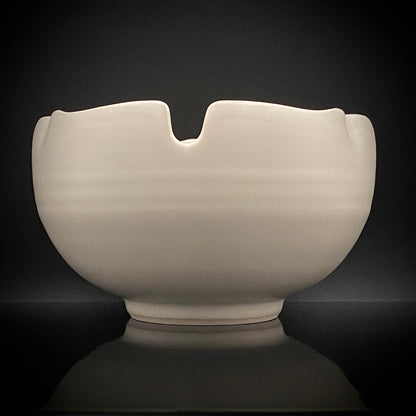 Kyoto Prefecture Cultural Merit Award Recipient, Sodeisha Founder Hikaru Yamada, White-Glazed Bowl, Ice Bowl #420