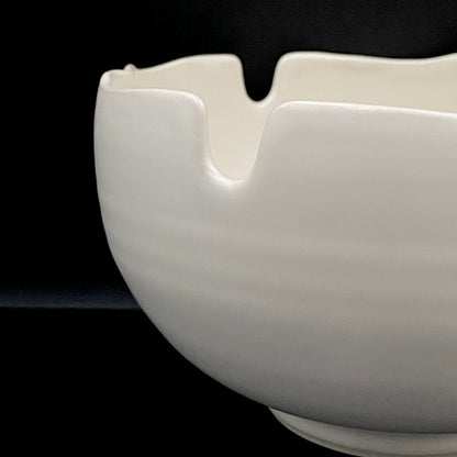 Kyoto Prefecture Cultural Merit Award Recipient, Sodeisha Founder Hikaru Yamada, White-Glazed Bowl, Ice Bowl #420