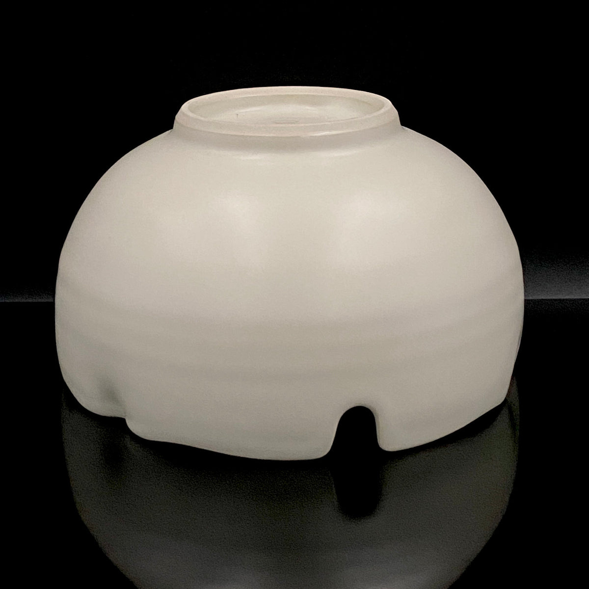 Kyoto Prefecture Cultural Merit Award Recipient, Sodeisha Founder Hikaru Yamada, White-Glazed Bowl, Ice Bowl #420