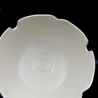 Kyoto Prefecture Cultural Merit Award Recipient, Sodeisha Founder Hikaru Yamada, White-Glazed Bowl, Ice Bowl #420