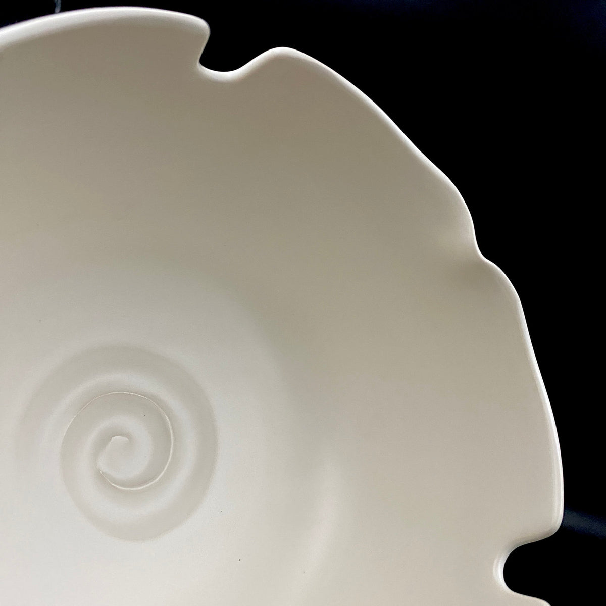 Kyoto Prefecture Cultural Merit Award Recipient, Sodeisha Founder Hikaru Yamada, White-Glazed Bowl, Ice Bowl #420