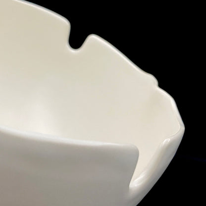 Kyoto Prefecture Cultural Merit Award Recipient, Sodeisha Founder Hikaru Yamada, White-Glazed Bowl, Ice Bowl #420