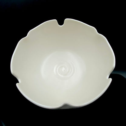 Kyoto Prefecture Cultural Merit Award Recipient, Sodeisha Founder Hikaru Yamada, White-Glazed Bowl, Ice Bowl #420