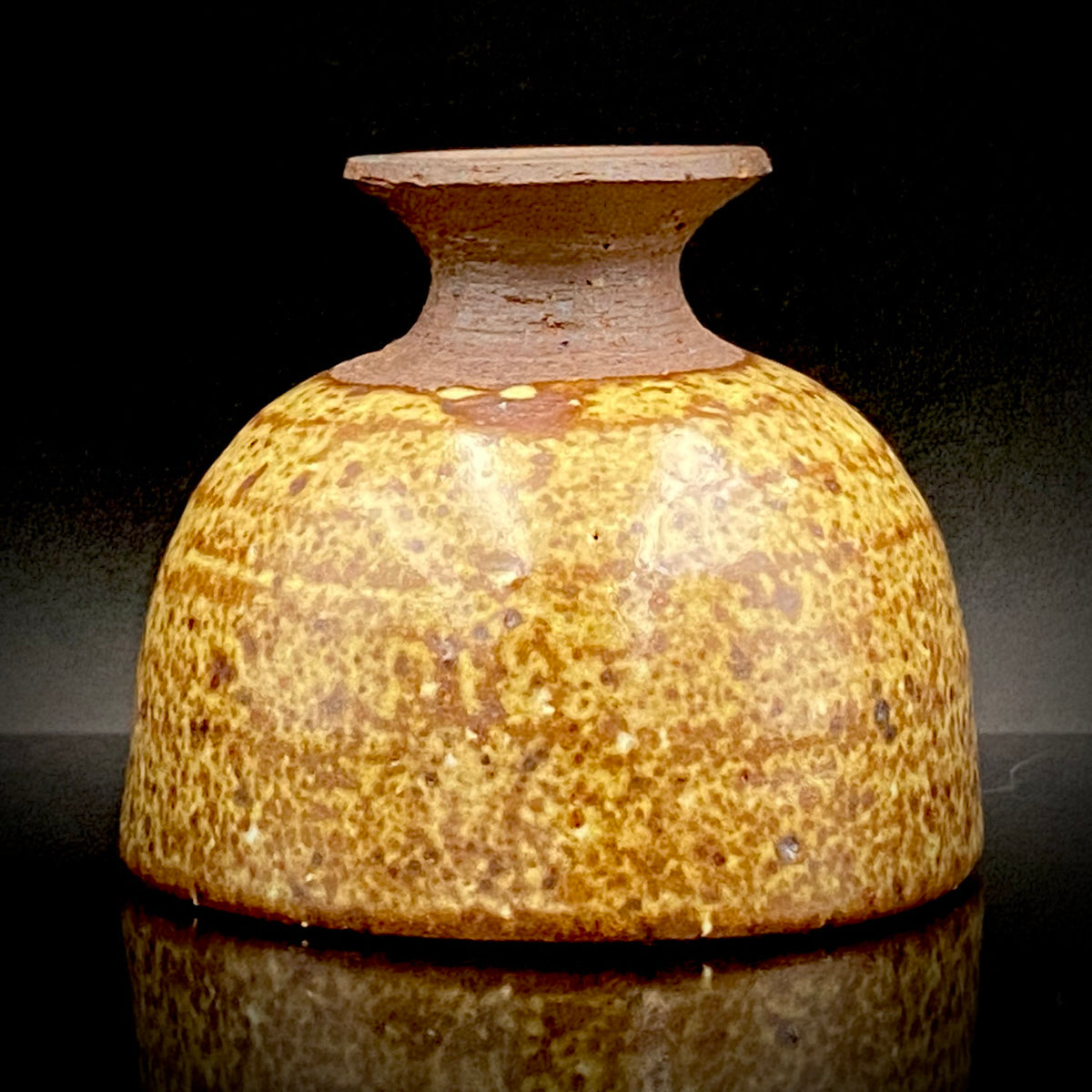 北国風雪賞受賞 能登大社焼創始者 磯見忠司 作 真葉手 酒盃 高足盃 和のショットグラス 古酒用酒器 #443