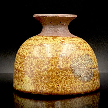北国風雪賞受賞 能登大社焼創始者 磯見忠司 作 真葉手 酒盃 高足盃 和のショットグラス 古酒用酒器 #443