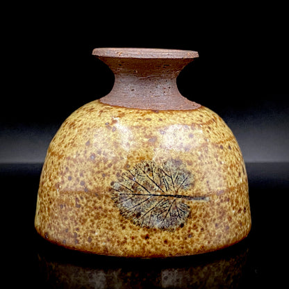 北国風雪賞受賞 能登大社焼創始者 磯見忠司 作 真葉手 酒盃 高足盃 和のショットグラス 古酒用酒器 #443