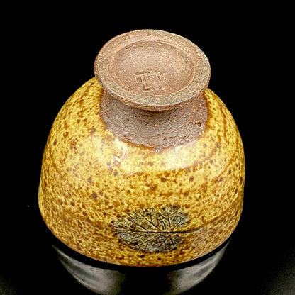 北国風雪賞受賞 能登大社焼創始者 磯見忠司 作 真葉手 酒盃 高足盃 和のショットグラス 古酒用酒器 #443