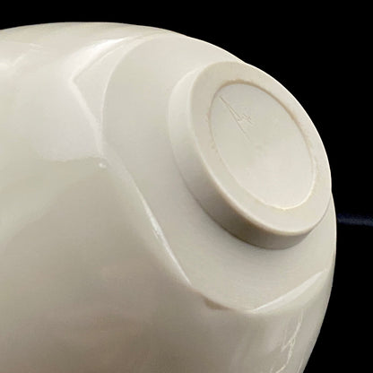 Regular Member of Japan Handicrafts Council: Teiichi Oketani II - Kinindate White Tenmoku Tea Bowl, Matchawan, Sake Vessel, Ice Bowl, Kyoto-Kiyomizu Ware #408