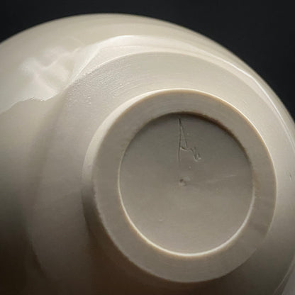 Regular Member of Japan Handicrafts Council: Teiichi Oketani II - Kinindate White Tenmoku Tea Bowl, Matchawan, Sake Vessel, Ice Bowl, Kyoto-Kiyomizu Ware #408