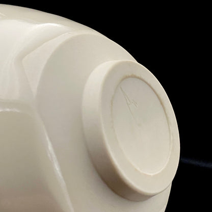 Regular Member of Japan Handicrafts Council: Teiichi Oketani II - Kinindate White Tenmoku Tea Bowl, Matchawan, Sake Vessel, Ice Bowl, Kyoto-Kiyomizu Ware #408