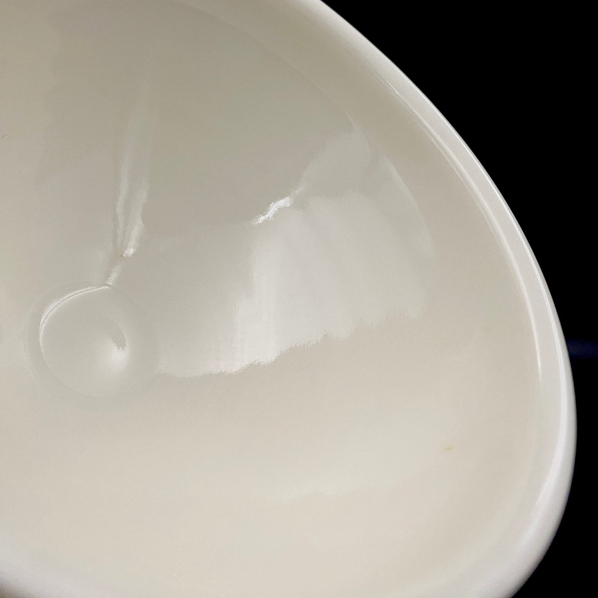 Regular Member of Japan Handicrafts Council: Teiichi Oketani II - Kinindate White Tenmoku Tea Bowl, Matchawan, Sake Vessel, Ice Bowl, Kyoto-Kiyomizu Ware #408