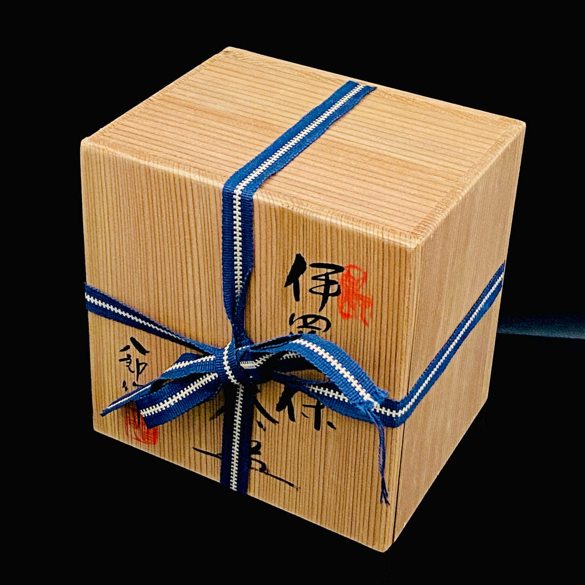 濑户市指定无形文化财 陶瓷灰釉技法保持者 太子窑 铃木八郎（Suzuki Hachiro）作 伊罗保 茶碗 和风岩石杯 美国大都会艺术博物馆参展作家 师事藤井达吉 #458