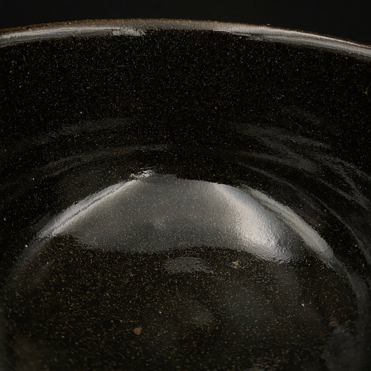 宮内庁東宮御所御用品制作作家 木村 一郎 作 黒柿釉茶盌 和のロックグラス 古酒用酒器  #464