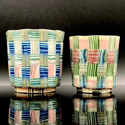 内田泰秀 晩年成熟期の傑作、失われた幻の技法「表裏貫通錦練上手」陶製ロックグラス２点セット #158