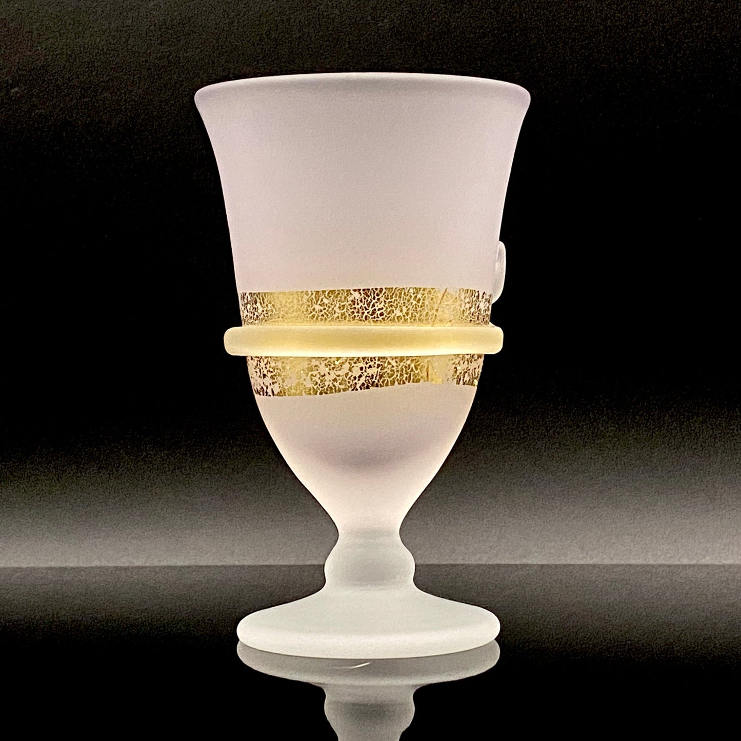 石井 康治 作 手吹き工芸硝子 金彩細工 結び文 酒杯 1点 #159