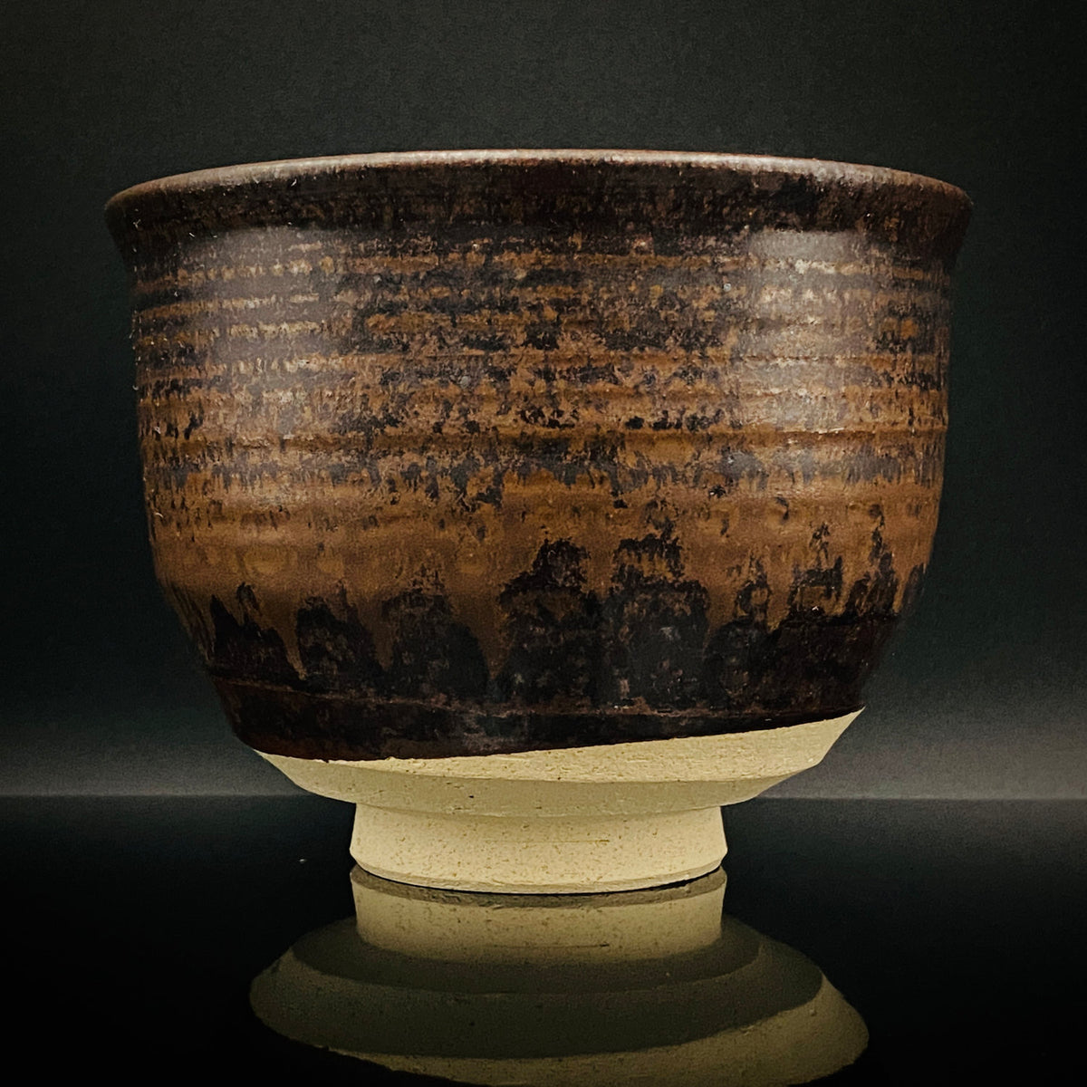 艺术保存指定作家 美国大都会艺术博物馆参展作家 二世水野寿山（Mizuno Juzan）作 铁砂釉茶碗 和风岩石杯 陈年酒用酒器 #421